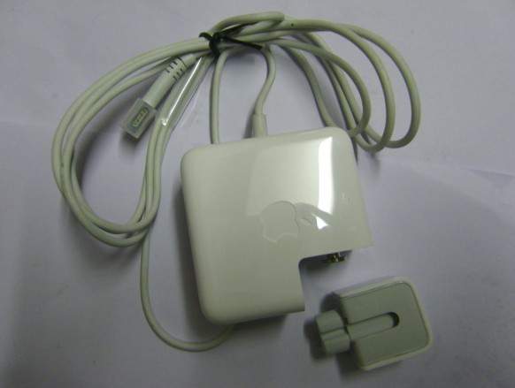 45W Apple A1244 Adapter